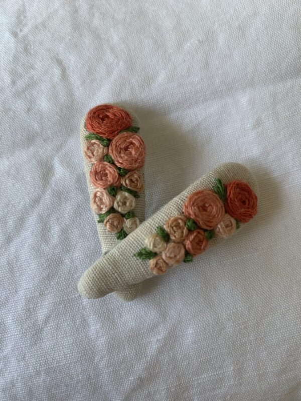 Rose Bouquet - Peach Hair Clips - Image 3